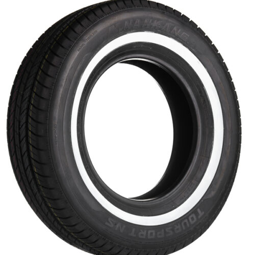 Nankang N-605 TourSport Valkosivu 20 mm 235/75-15