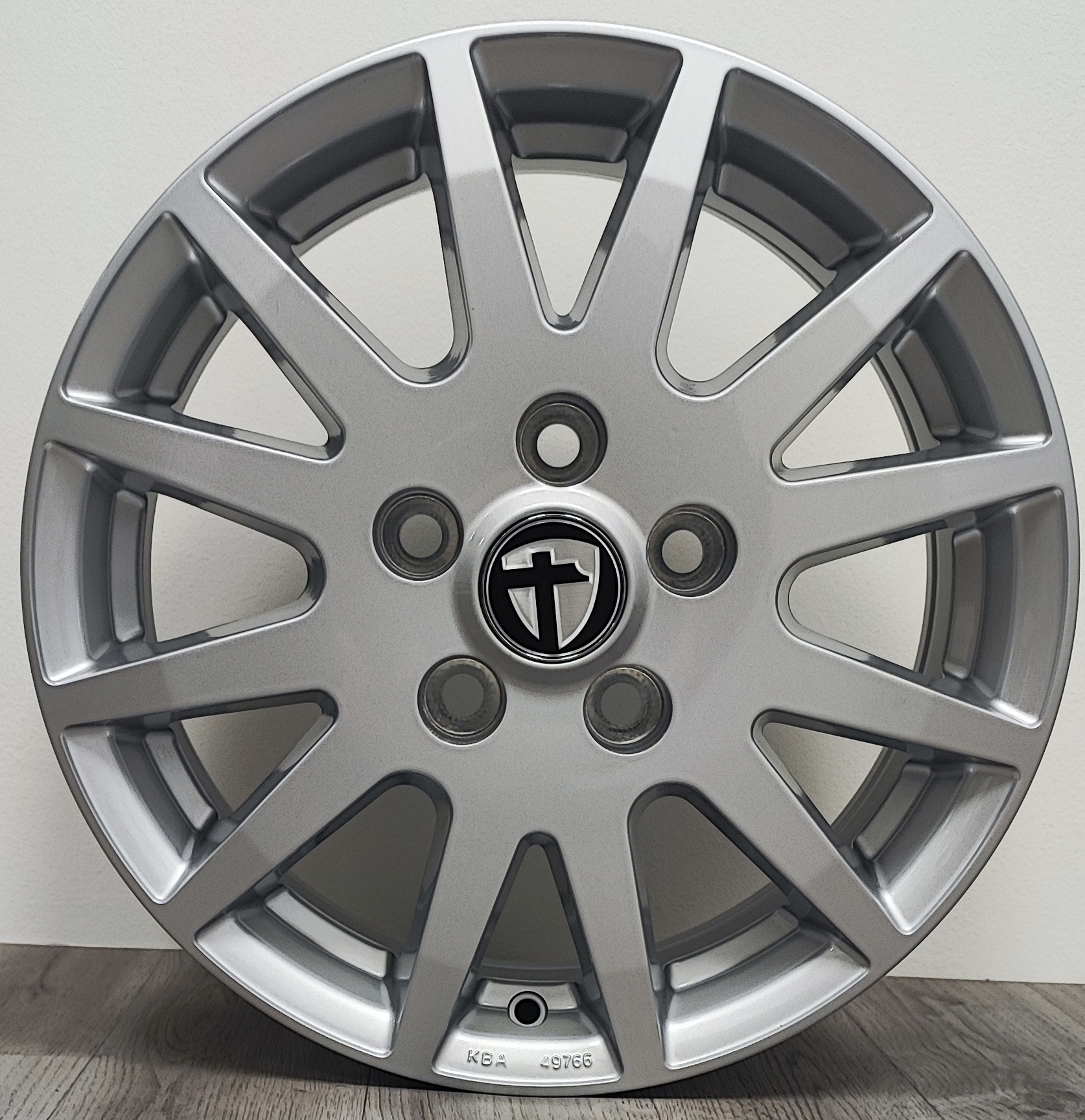 Tomason TN1F 6,5x16" 5x118 ET60 Ø71,1 Silver Painted